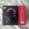 Noise-cancelling headphones